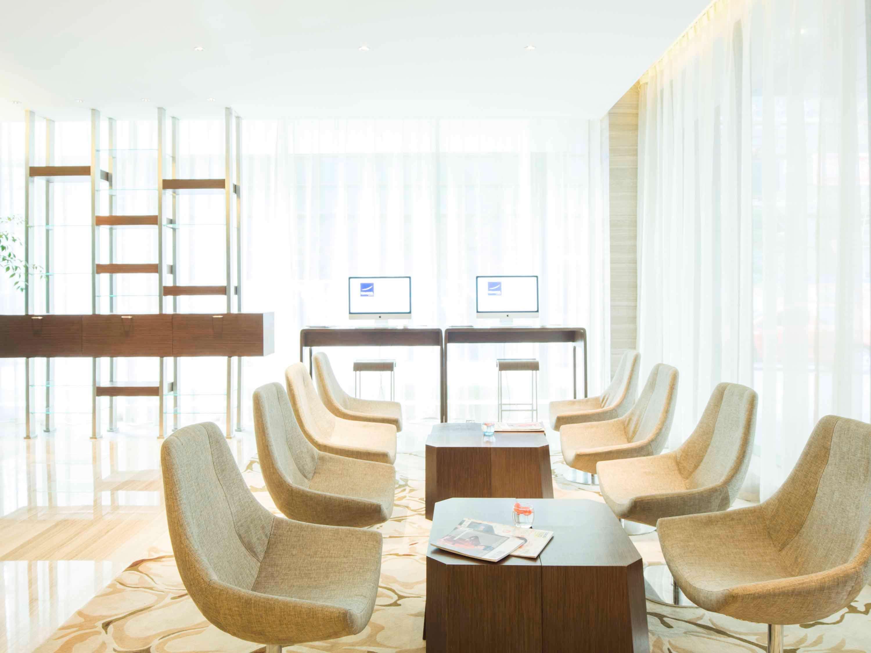 Novotel Nanjing Central Exterior photo